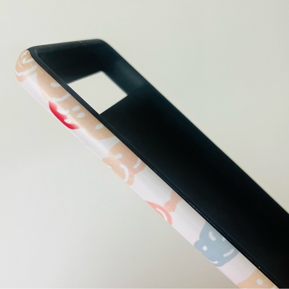 🙂📱 Google Pixel 6A Hard-Cover Phone Case (Smiley Face Pattern) - Picture 5 of 5